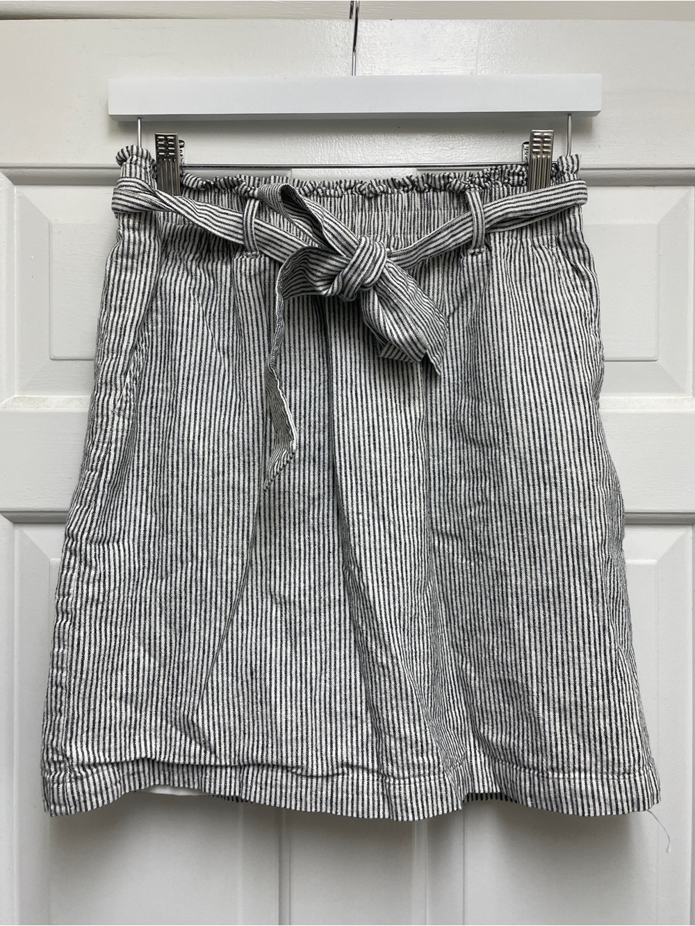 Striped Waist Mini Skirt - Black & White